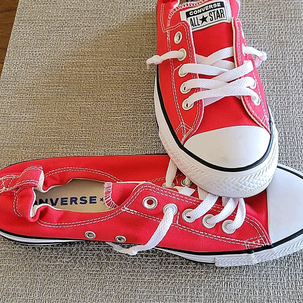 Women's size 11 Converse Red